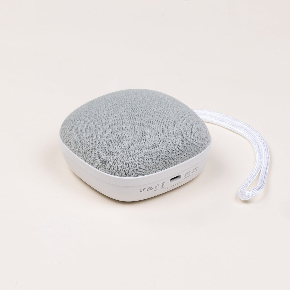 Travelcube White Noise Machine from Yogasleep