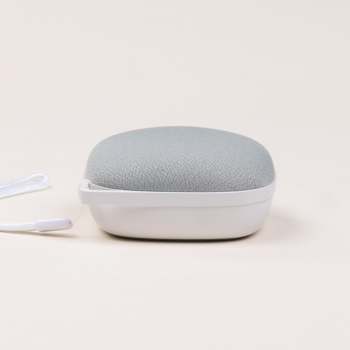 Travelcube White Noise Machine from Yogasleep