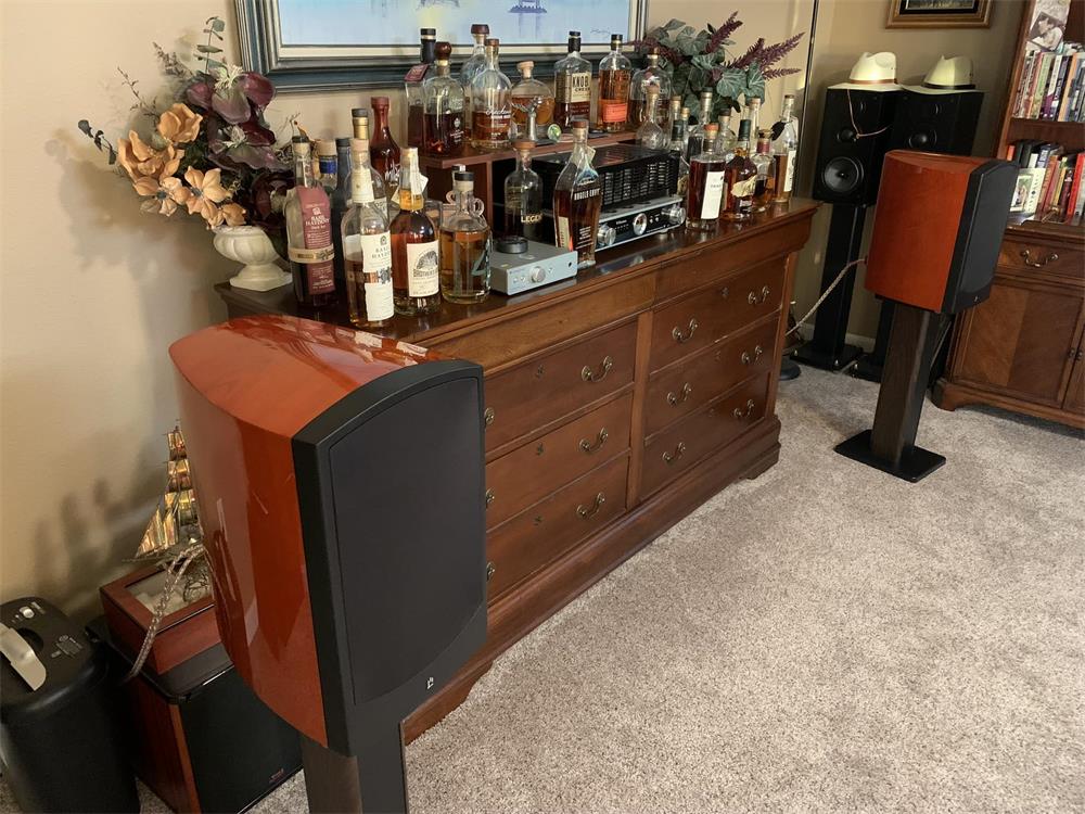 Verus V8B Bookshelf Speaker Pair from Aperion Audio