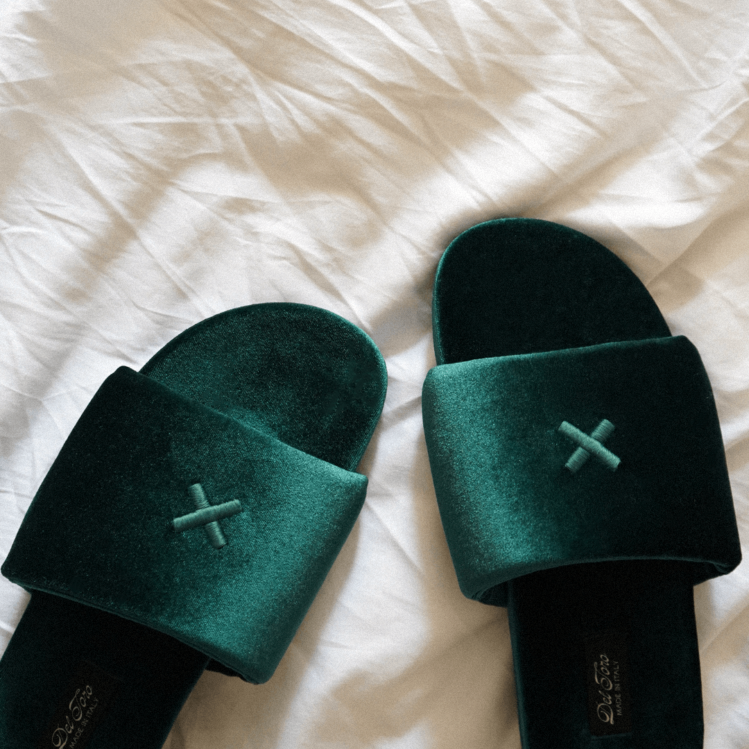 Men's Emerald Velvet House Slide from Del Toro Shoes