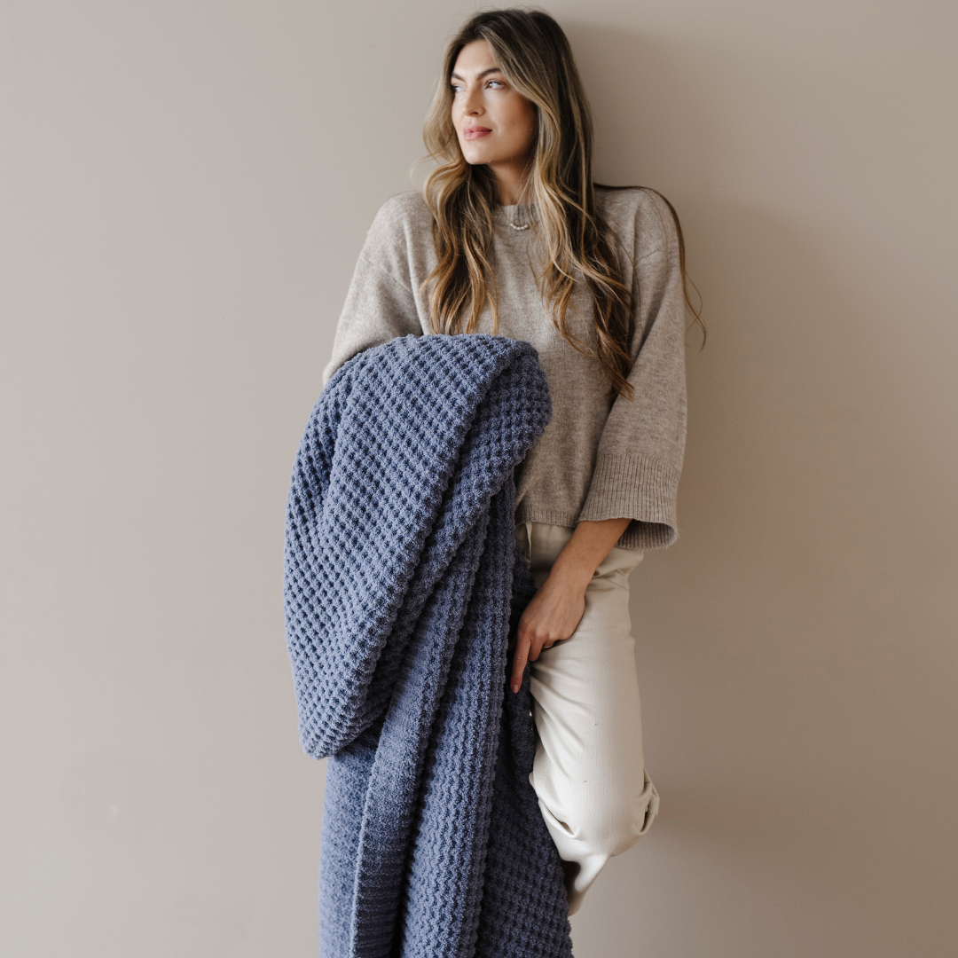 WAFFLE KNIT XL THROW BLANKETS From Saranoni