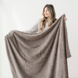 LUSH THROW BLANKETS From Saranoni