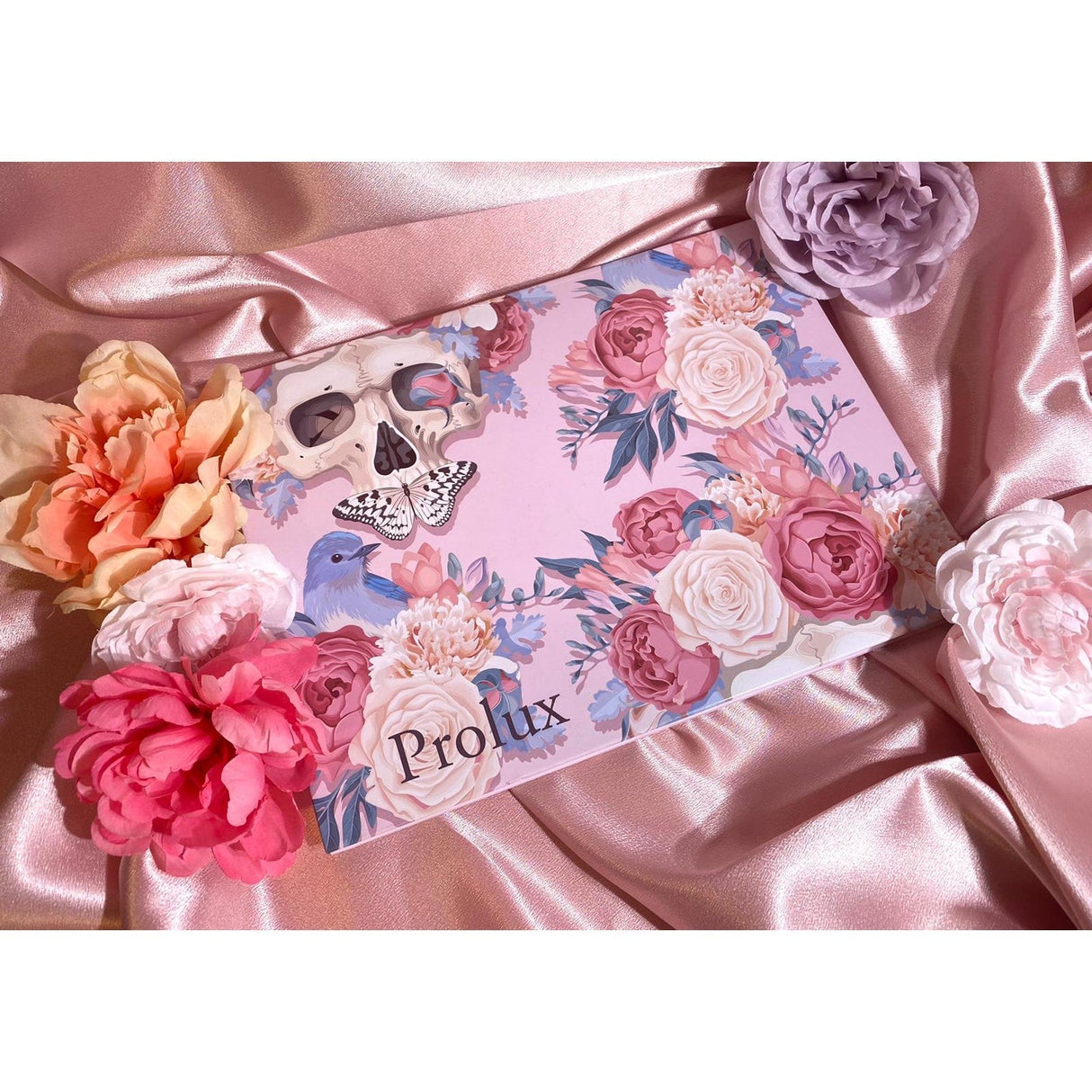 Vintage Bloom Eyeshadow Palette From Prolux Cosmetics