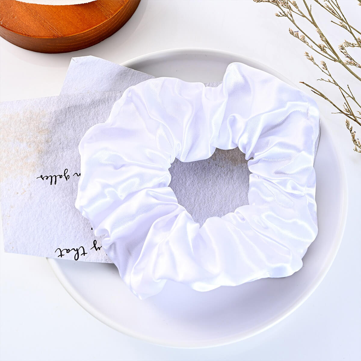 LED HAIR SCRUNCHIES from Ashlen
