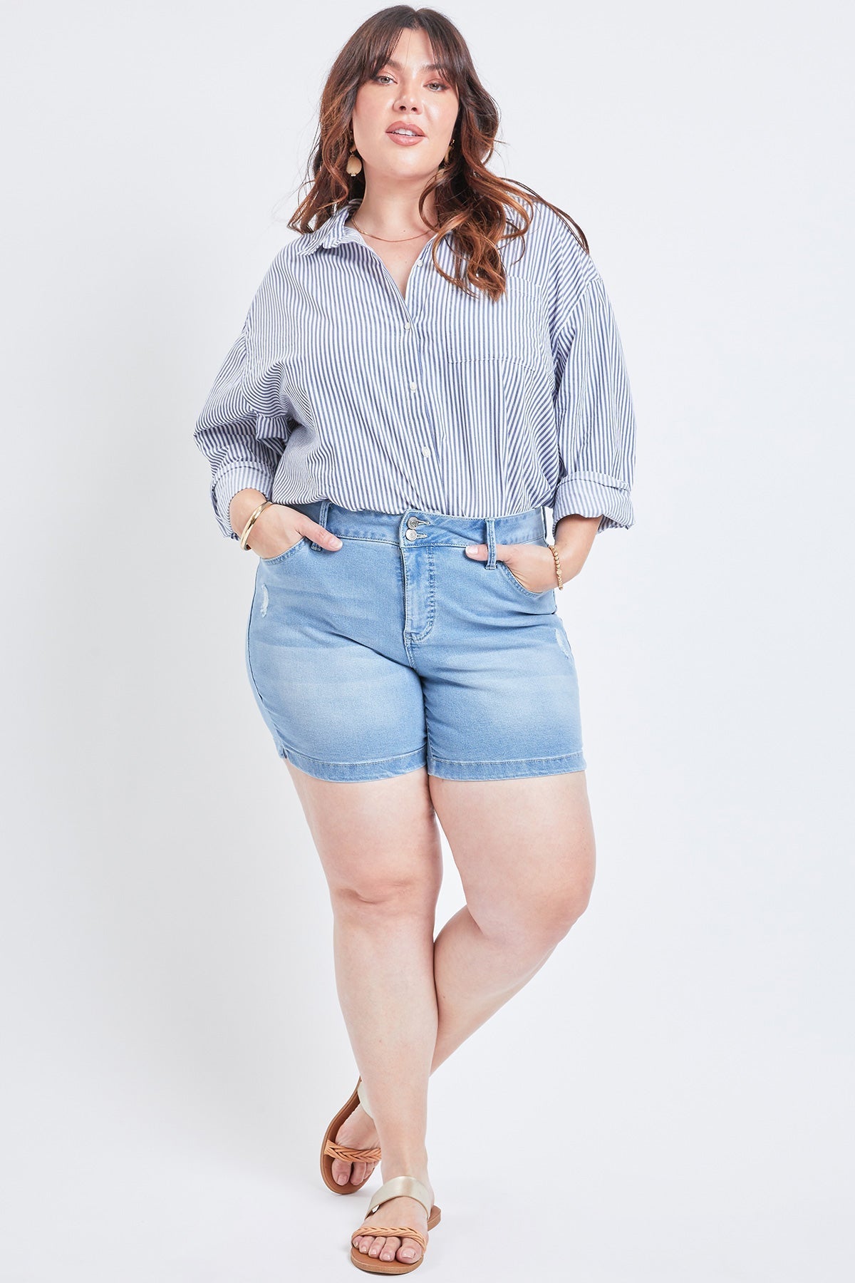 Women's Plus Size Basic 2-Button Side Slit Hem Shorts from YMI JEANS
