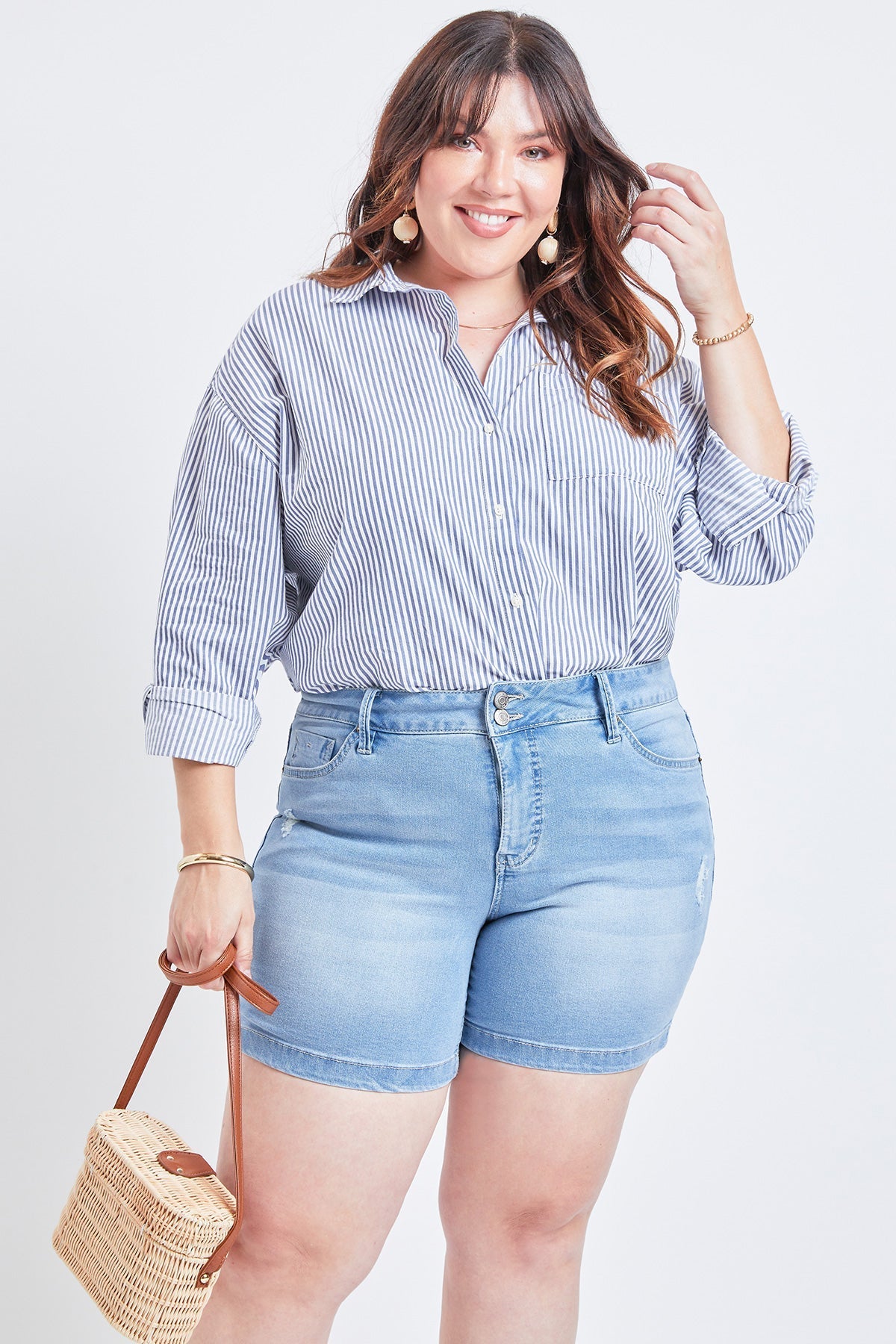 Women's Plus Size Basic 2-Button Side Slit Hem Shorts from YMI JEANS