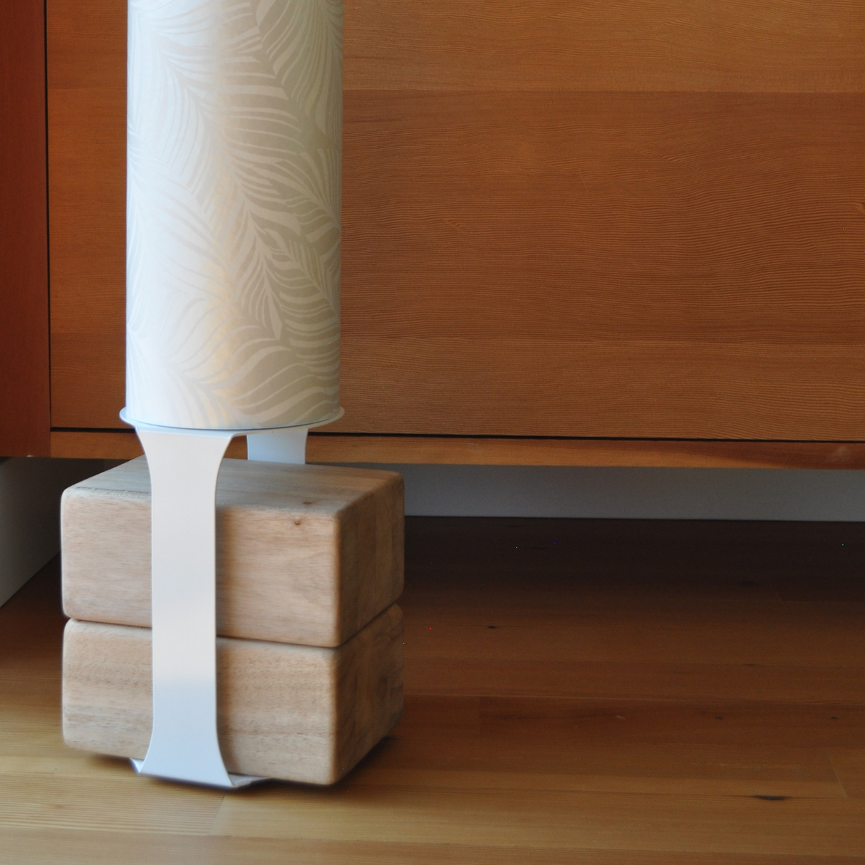 Homi Yoga Block Floor Stand | White from Mache