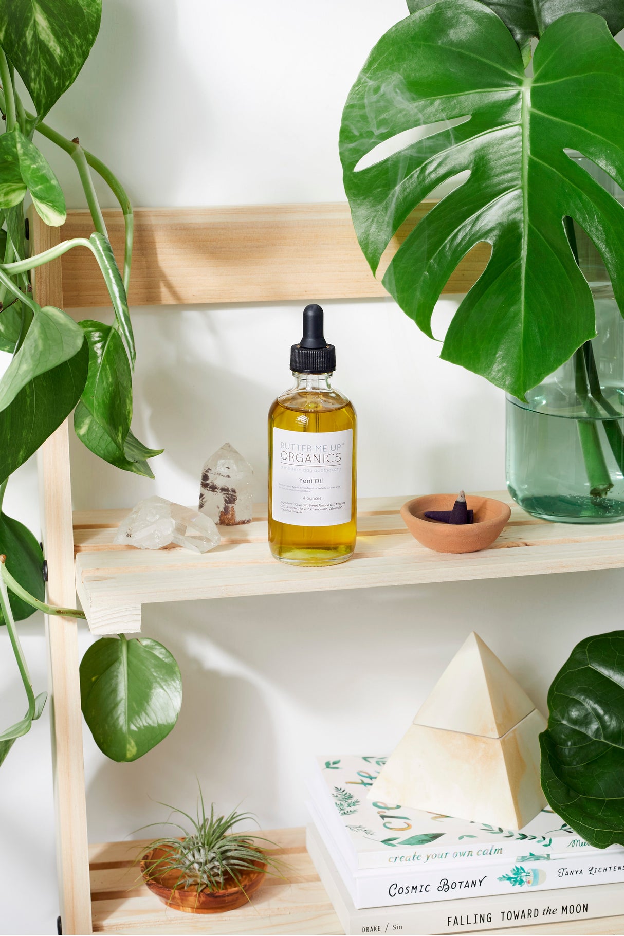 Organic Yoni Oil / Feminine Care / Women's Health / Yoni from Butter Me Up Organics