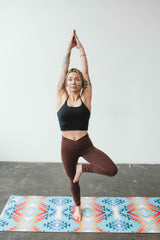 Jerome Turquoise Yoga Mat – 6 mm Extra Thick, Double-Sided Non-Slip, Eco-Friendly PER with Turquoise Water-Inspired Design | from Yune Yoga