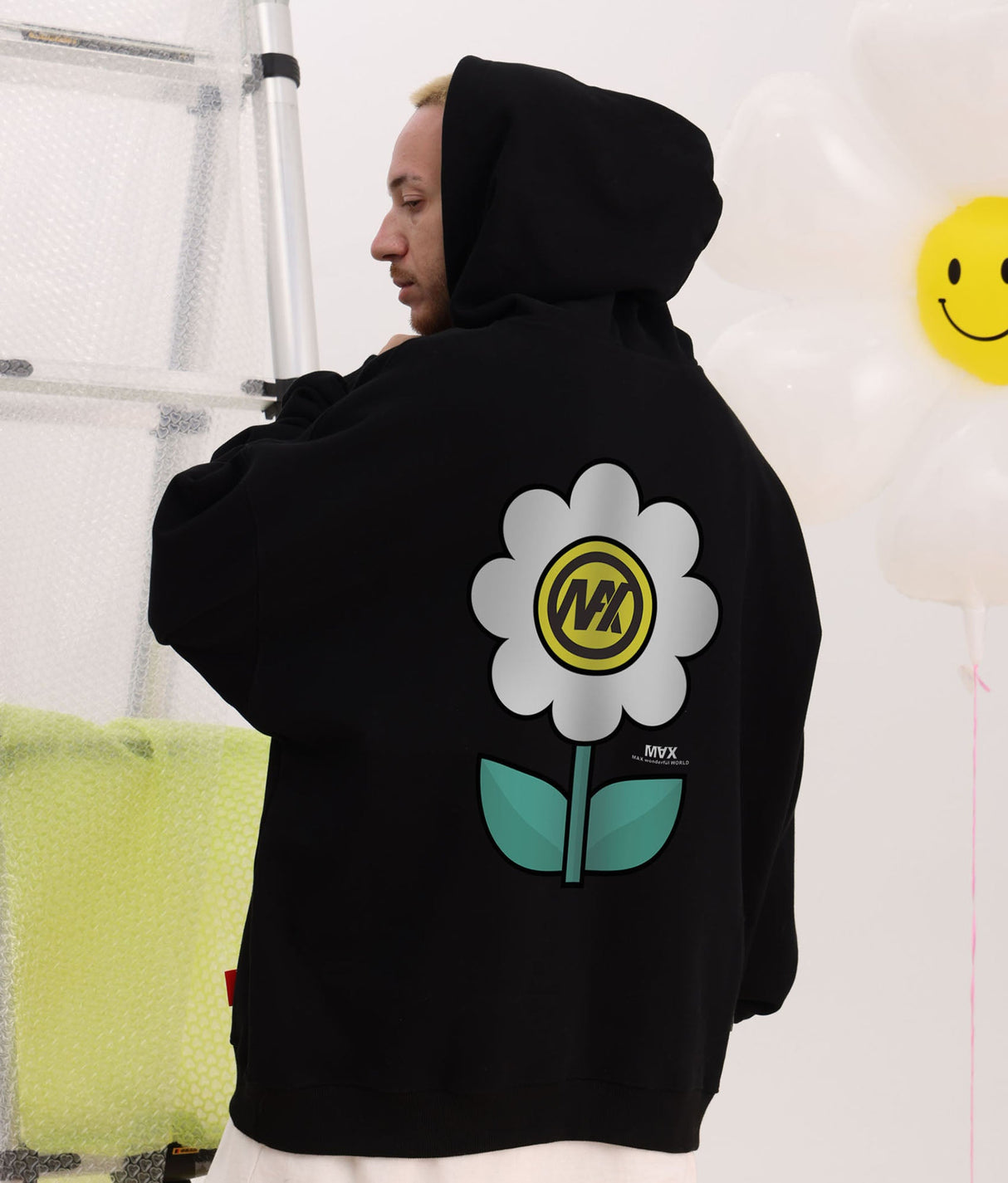Daisy Hoodie from Niepce Inc