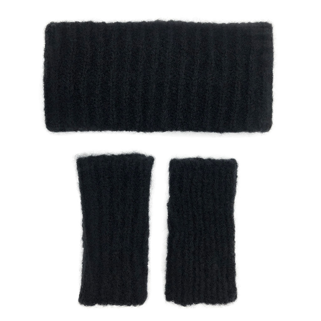 Black Ribbed Alpaca Gloves from SLATE + SALT