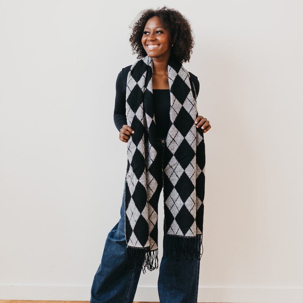Always Classy Argyle Plaid Scarf from Pretty Simple