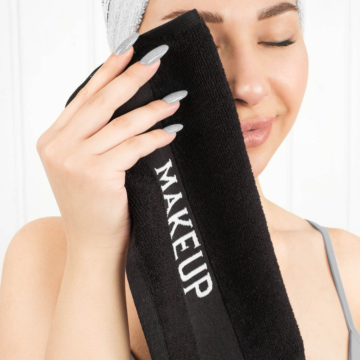 American Soft Linen, Makeup Remover Face Cloth, 100% Cotton Makeup Towels, 4 Packed Face Towels, 12x12 inches, Black - 100 Set Case Pack From American Soft Linen
