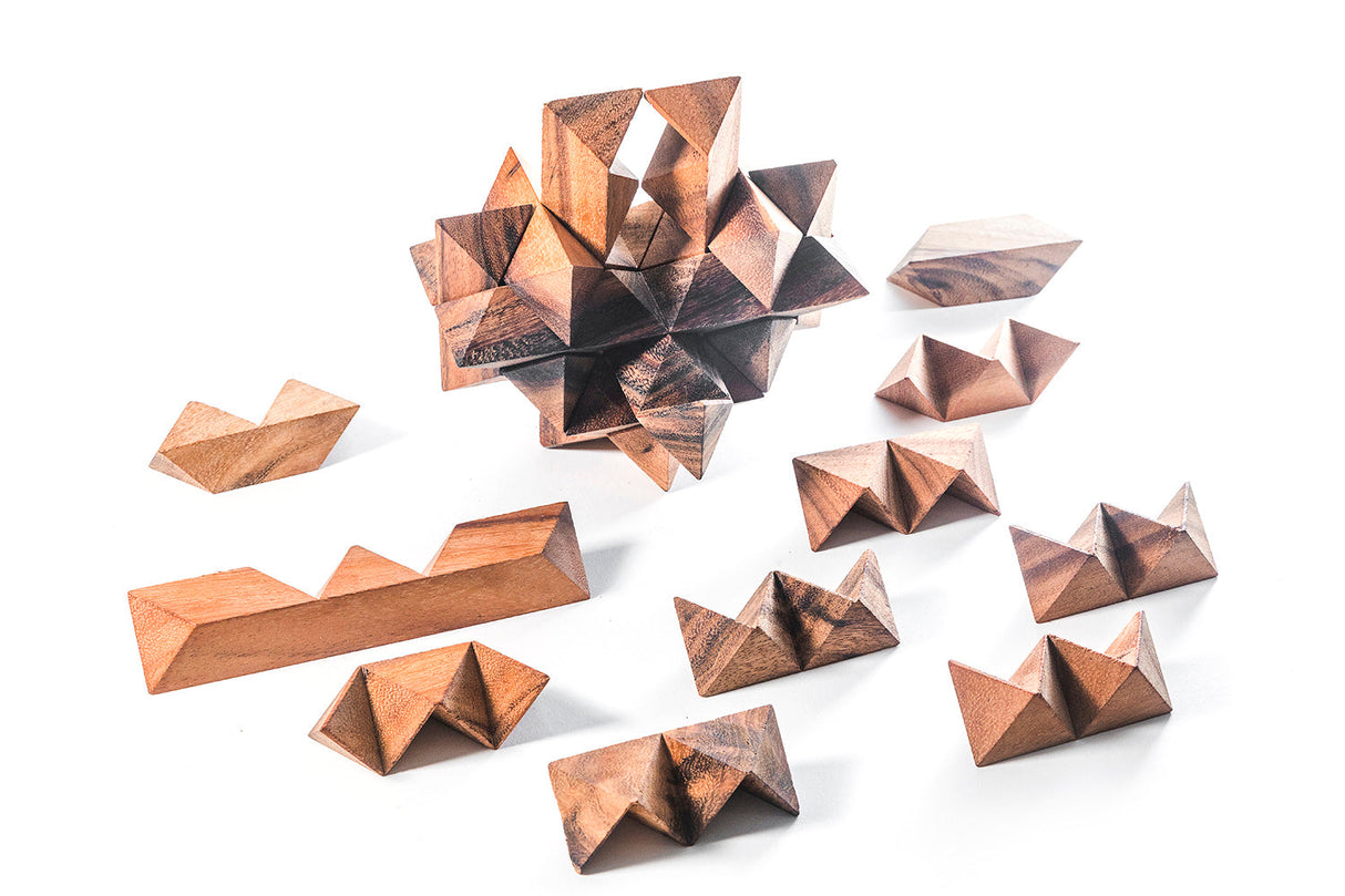 24 Piece Star Puzzle from Kubiya Games