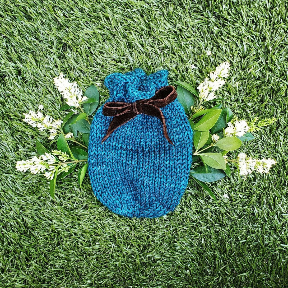 Avocado Sock Knitting Pattern (It's to ripen your Avocado 🥑 ) from Darn Good Yarn
