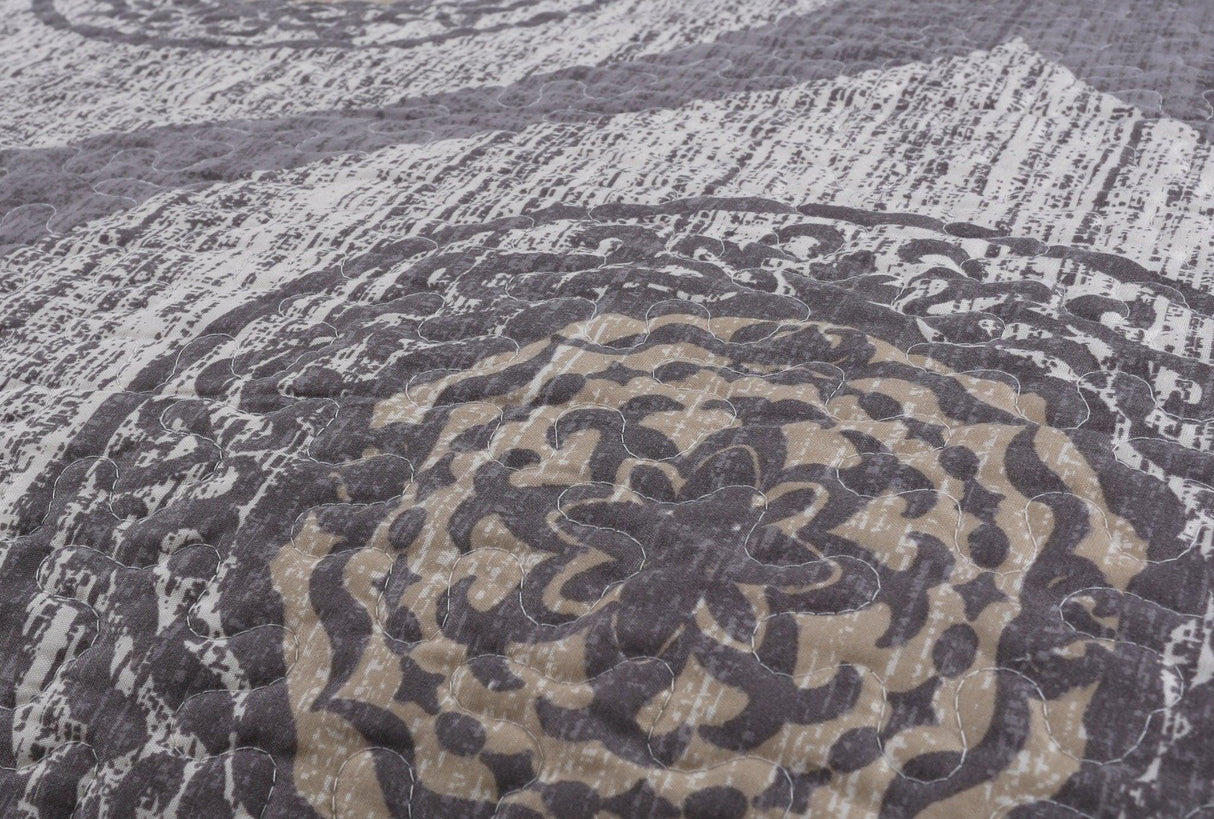 DaDa Bedding Rustic Grey Mosaic Distressed Medallion Reversible Quilted Bedspread Set (SD16299) from DaDalogy Bedding Collection
