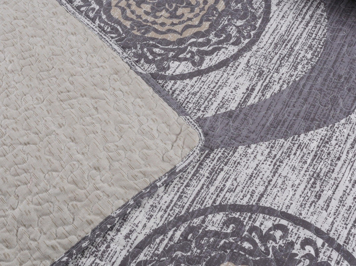 DaDa Bedding Rustic Grey Mosaic Distressed Medallion Reversible Quilted Bedspread Set (SD16299) from DaDalogy Bedding Collection