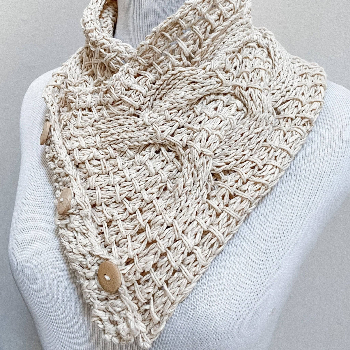 Birch Tree Cowl Knitting Pattern from Darn Good Yarn