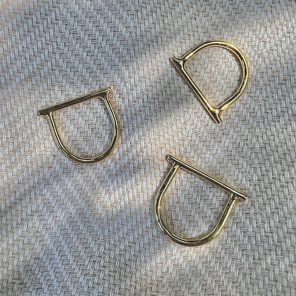 Minimal Bar Bombshell Ring from SLATE + SALT