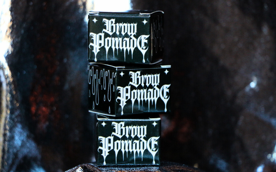 Curst Brow Pomade – Long-Lasting Perfection from Curst kosmetics