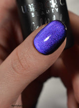 Calypso - Chameleon Cats Eye Gel Polish from UberChic Beauty