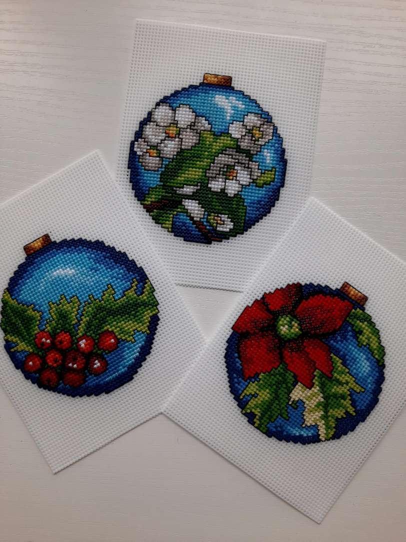 Christmas Ornaments 116CS Counted Cross-Stitch Kit From Wizardi