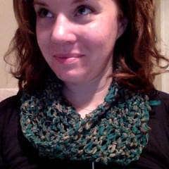 Chunky Chiffon Ribbon Cowl Pattern from Darn Good Yarn