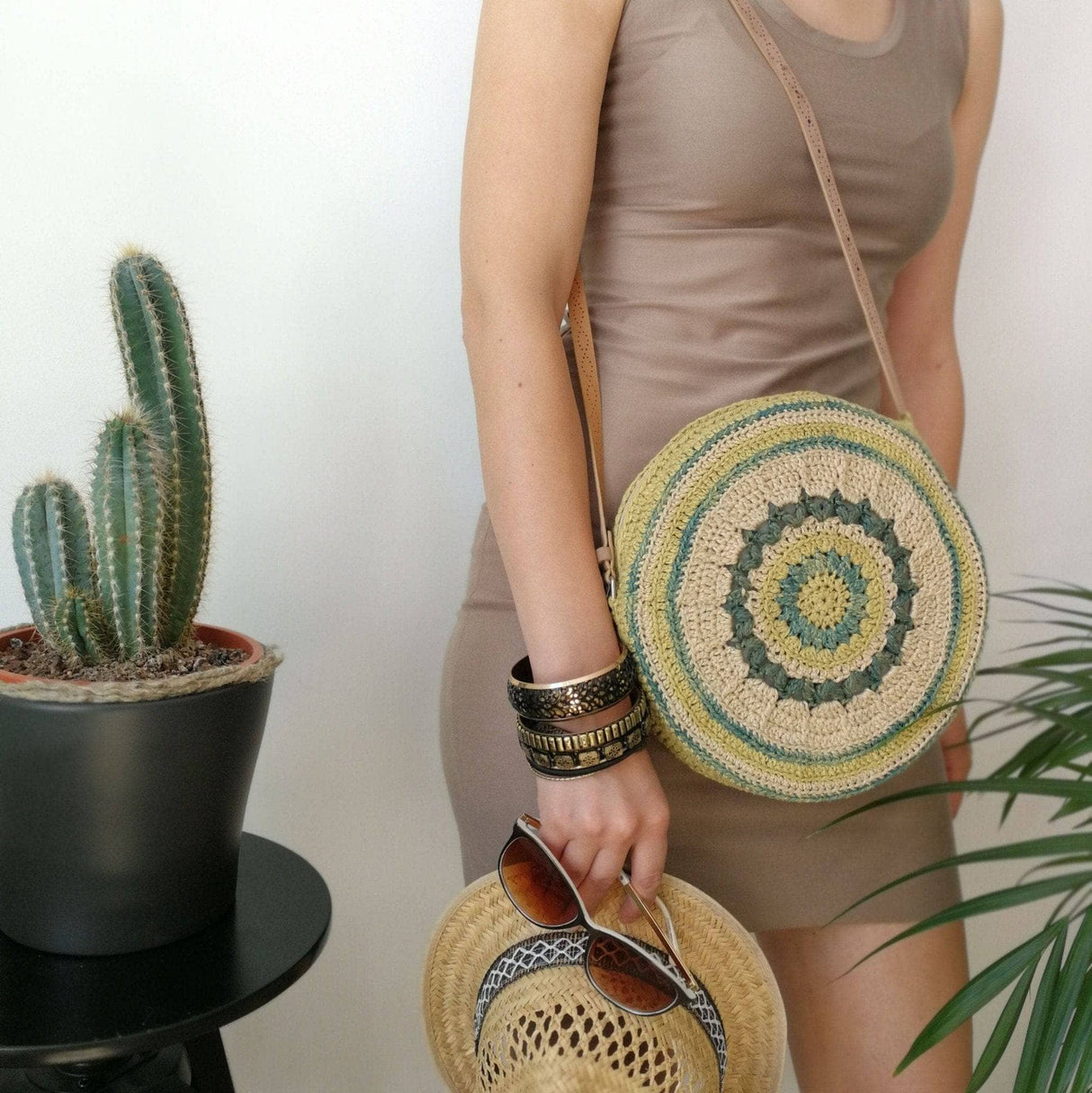 Circle Banjo Bag Crochet Pattern from Darn Good Yarn
