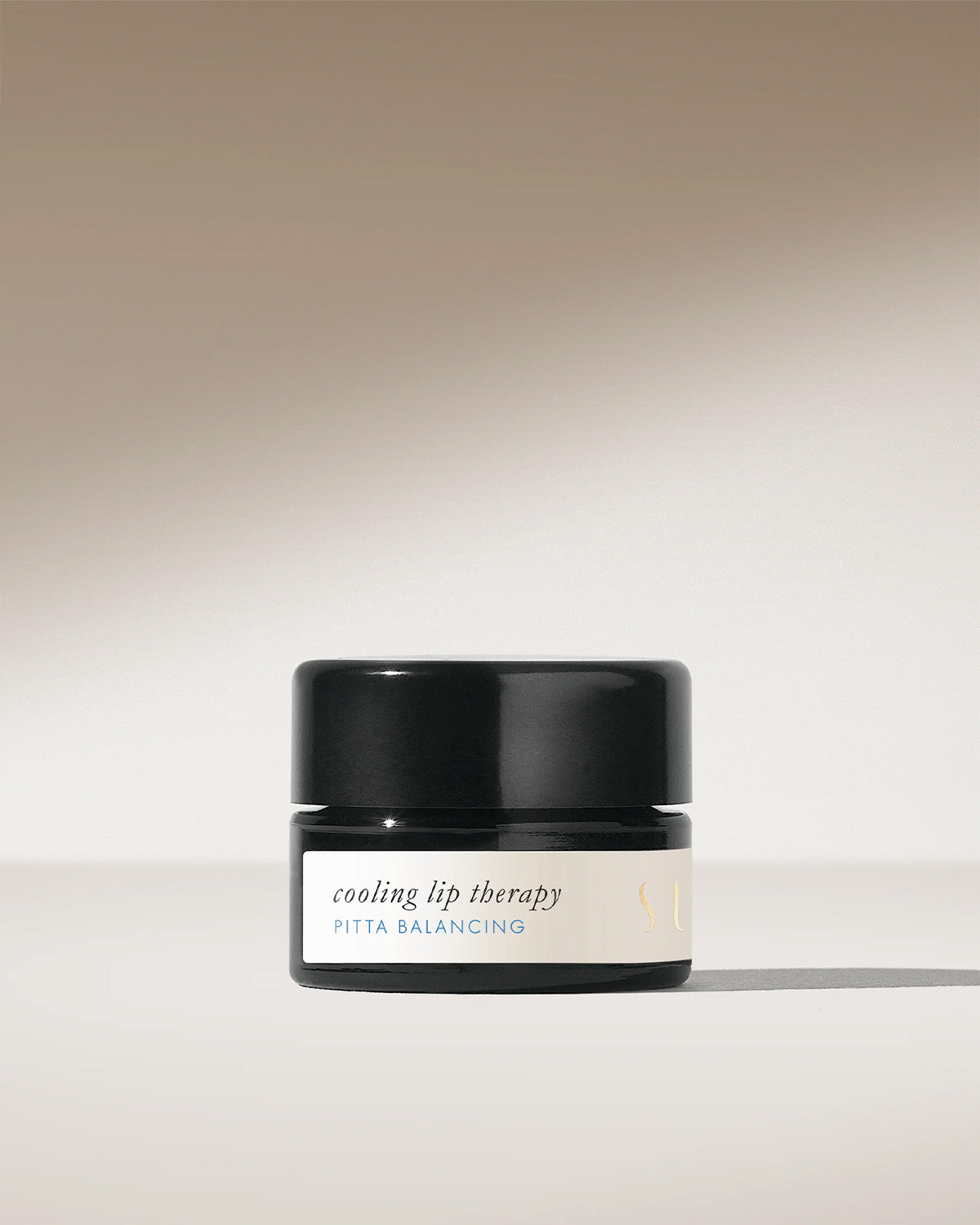 Cooling Lip Therapy From Surya