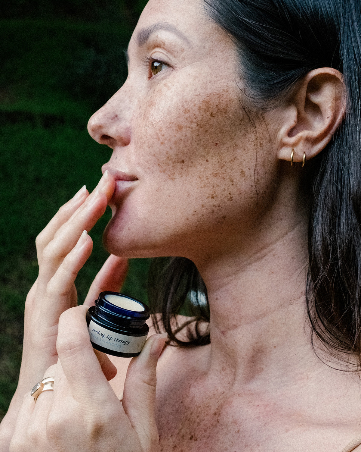 Cooling Lip Therapy From Surya