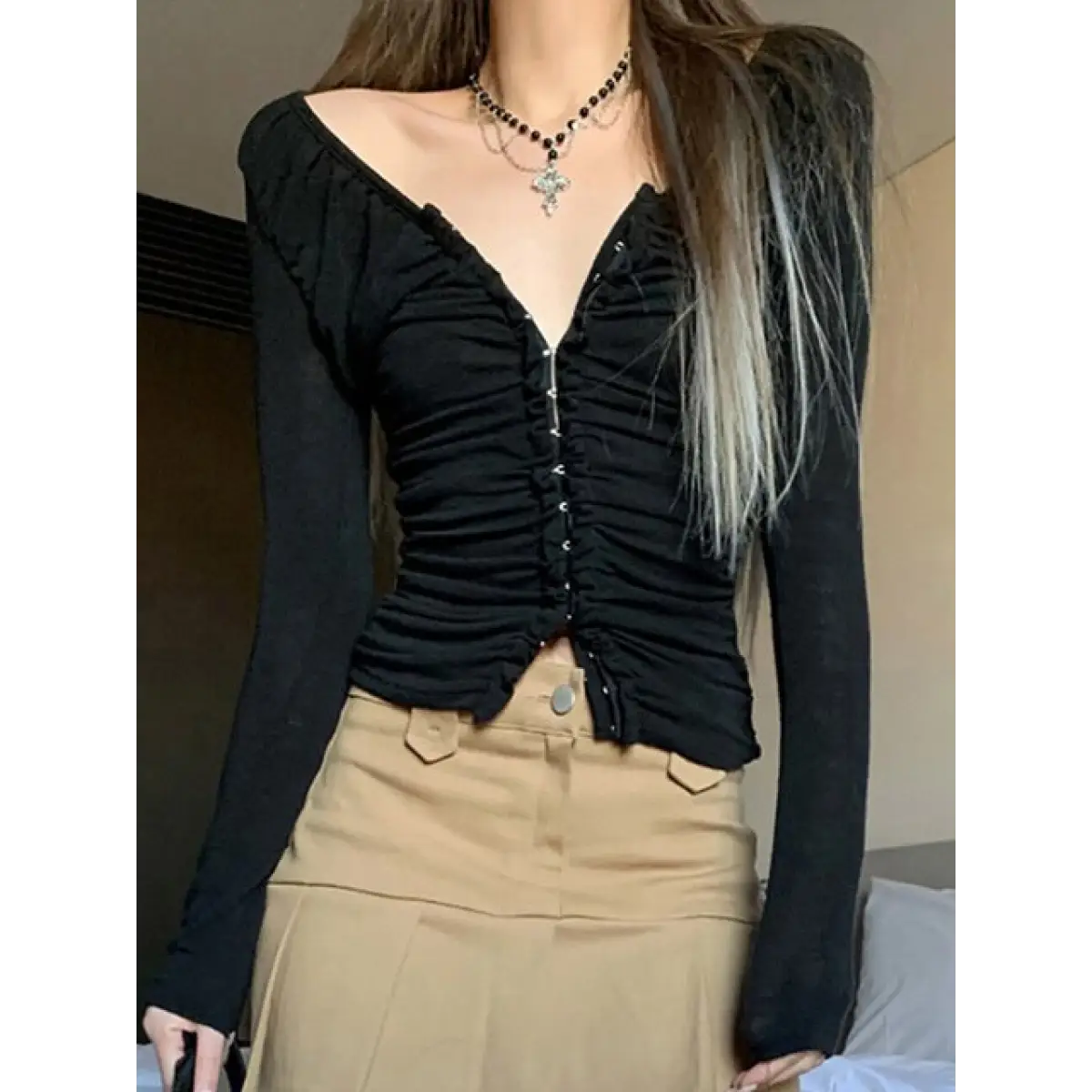 Coquette Ruched T-shirt With Hooks From Kawaii Stop