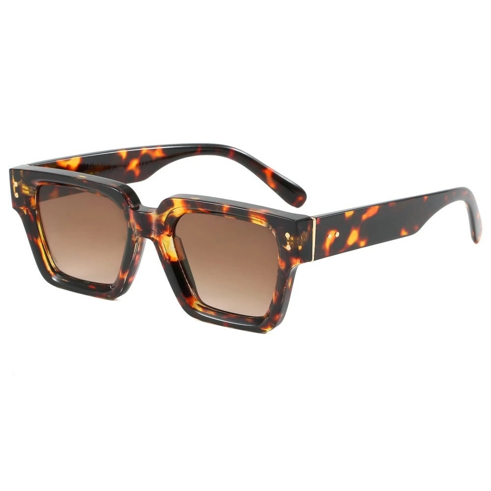 Courtney Square Sunglasses from Pretty Simple