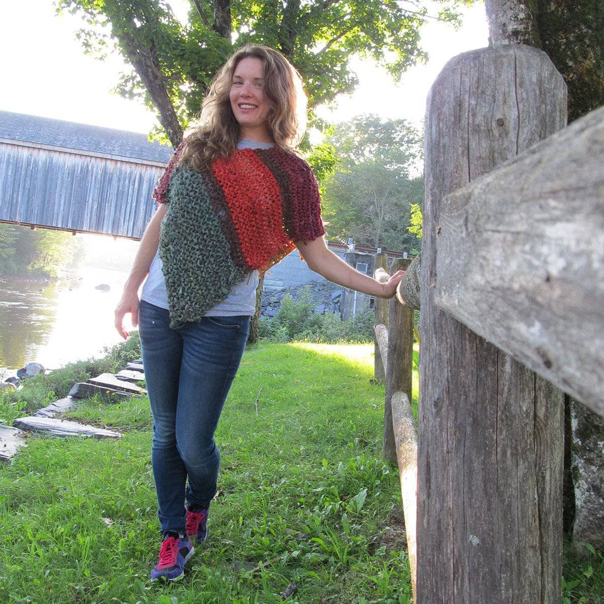 Covered Bridge Poncho Pattern from Darn Good Yarn