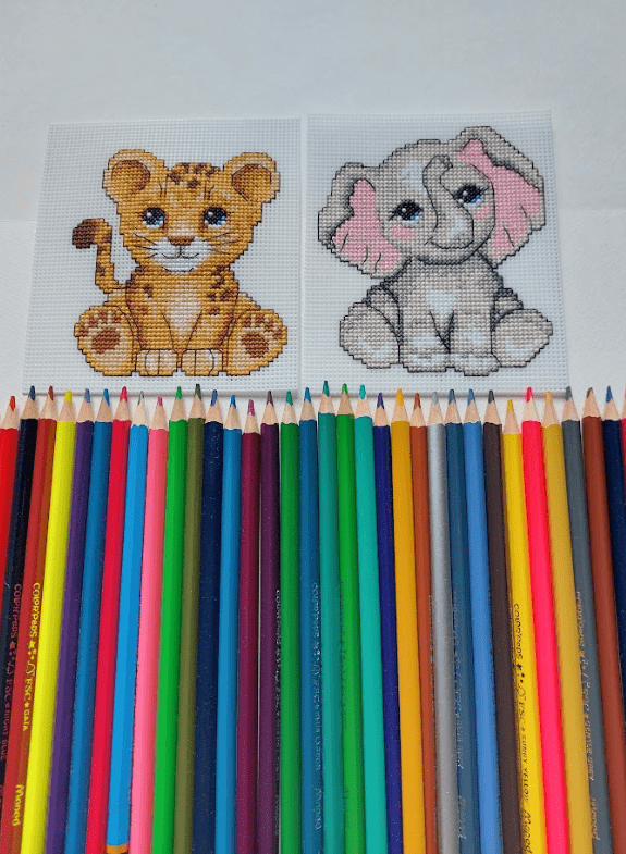 Cute Animals 121CS Counted Cross-Stitch Kit From Wizardi