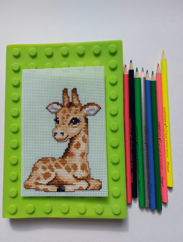 Cute Animals 121CS Counted Cross-Stitch Kit From Wizardi