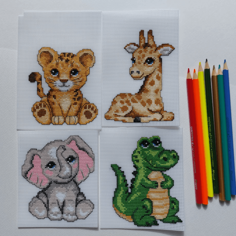 Cute Animals 121CS Counted Cross-Stitch Kit From Wizardi