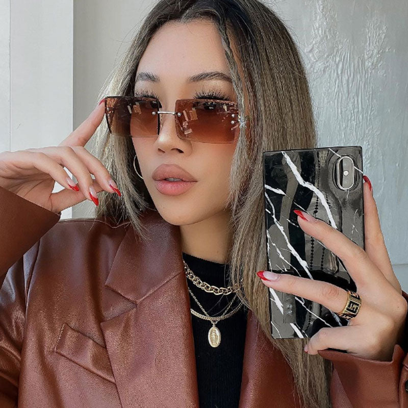 Luxe 90s Inspired Full Rimless Metal Accent Medium Square Sunglasses D108 from zeroUV