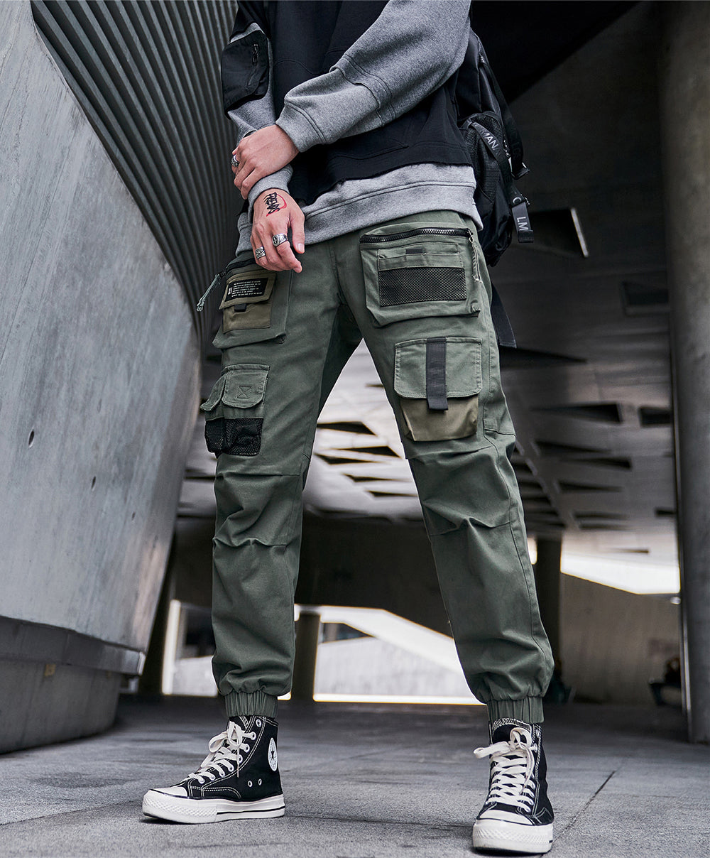 5130 Classic Urban Cargo Pants from Niepce Inc