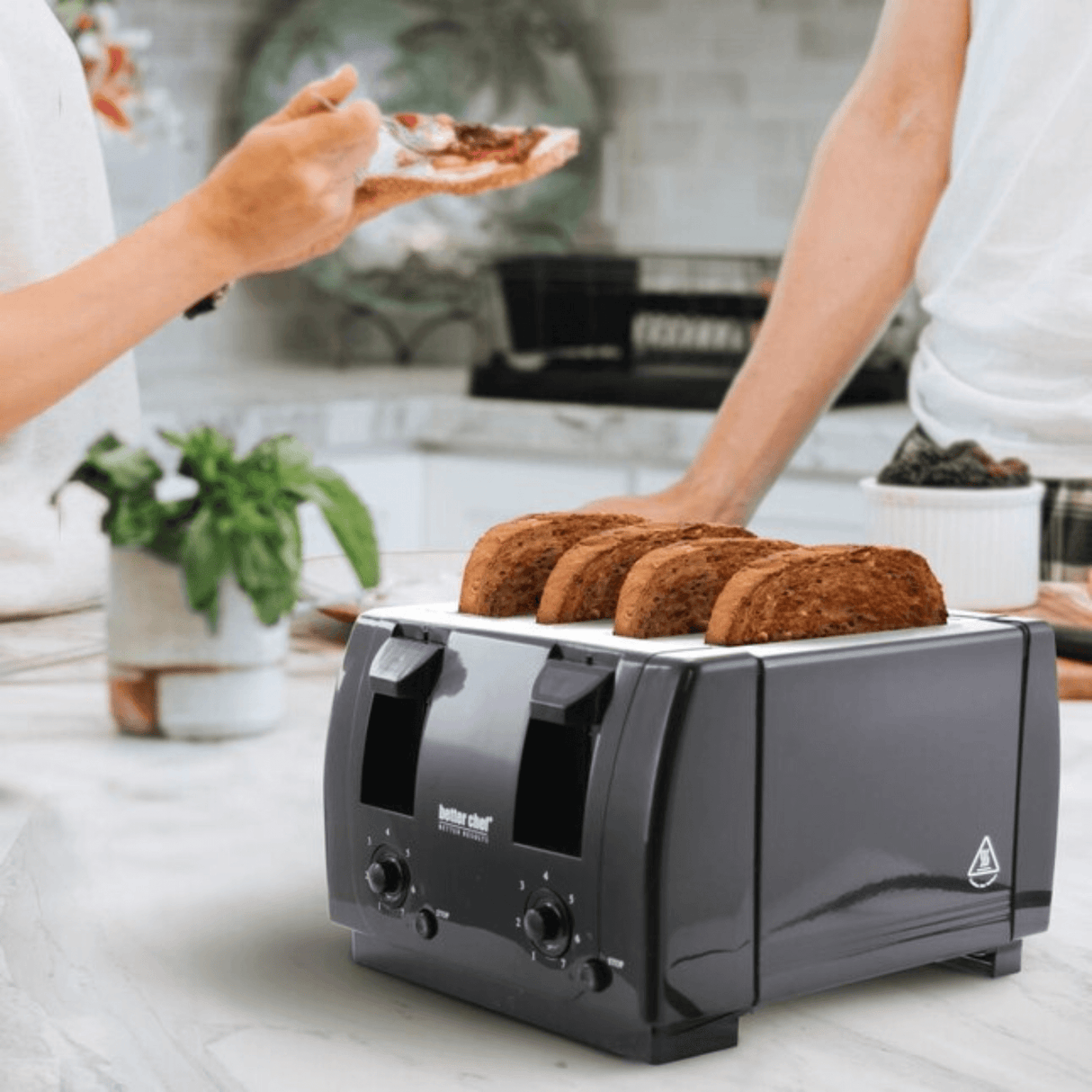 Better Chef Wide Slot 4-Slice Dual Control Toaster from Jupiter Gear Home