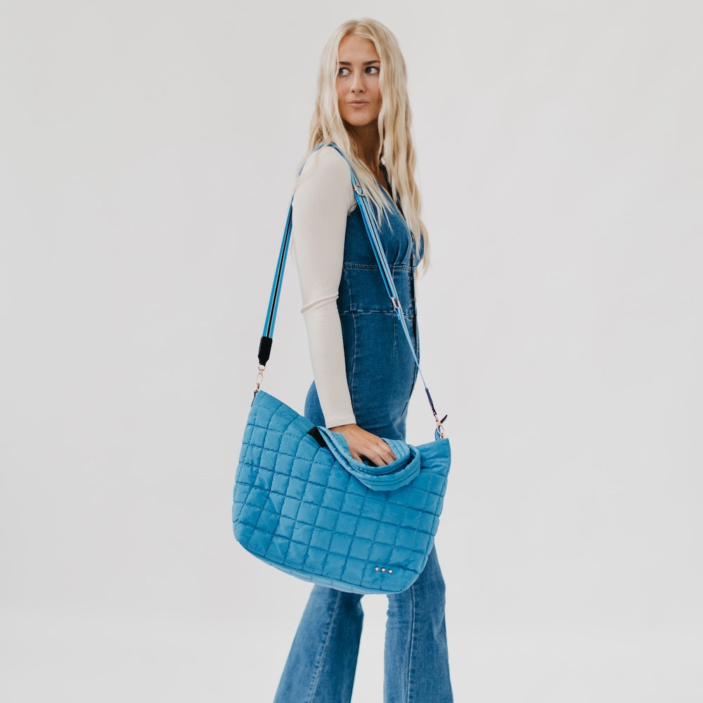 Day Dreamer Quilted Tote Bag from Pretty Simple