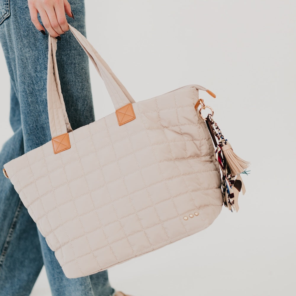 Day Dreamer Quilted Tote Bag from Pretty Simple