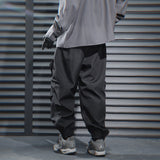 HiP40 Nexus Cargo Pants from Niepce Inc