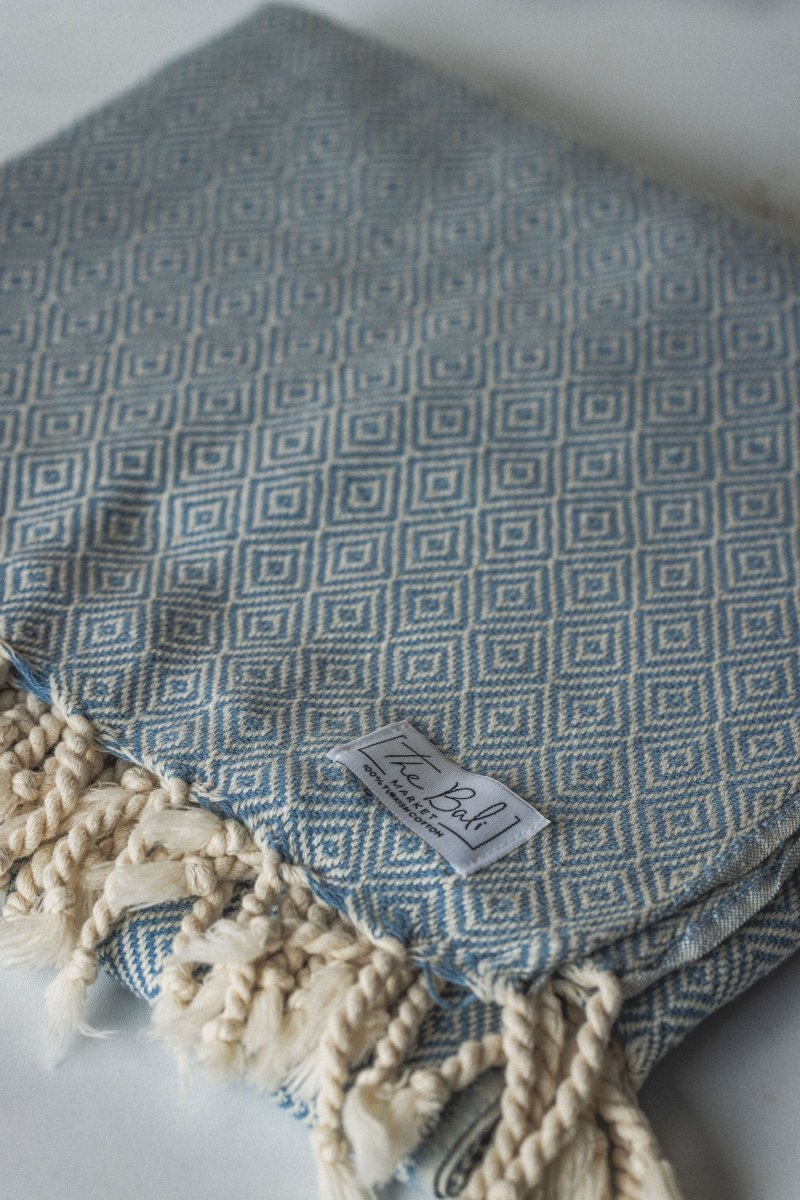 Diamond Turkish Towels – Luxurious Bath or Throw Blanket from The Bali Market