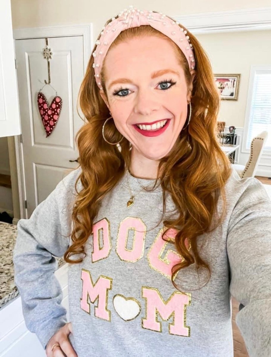 Dog Mom Letter Patch Crewneck Sweatshirt from United Monograms