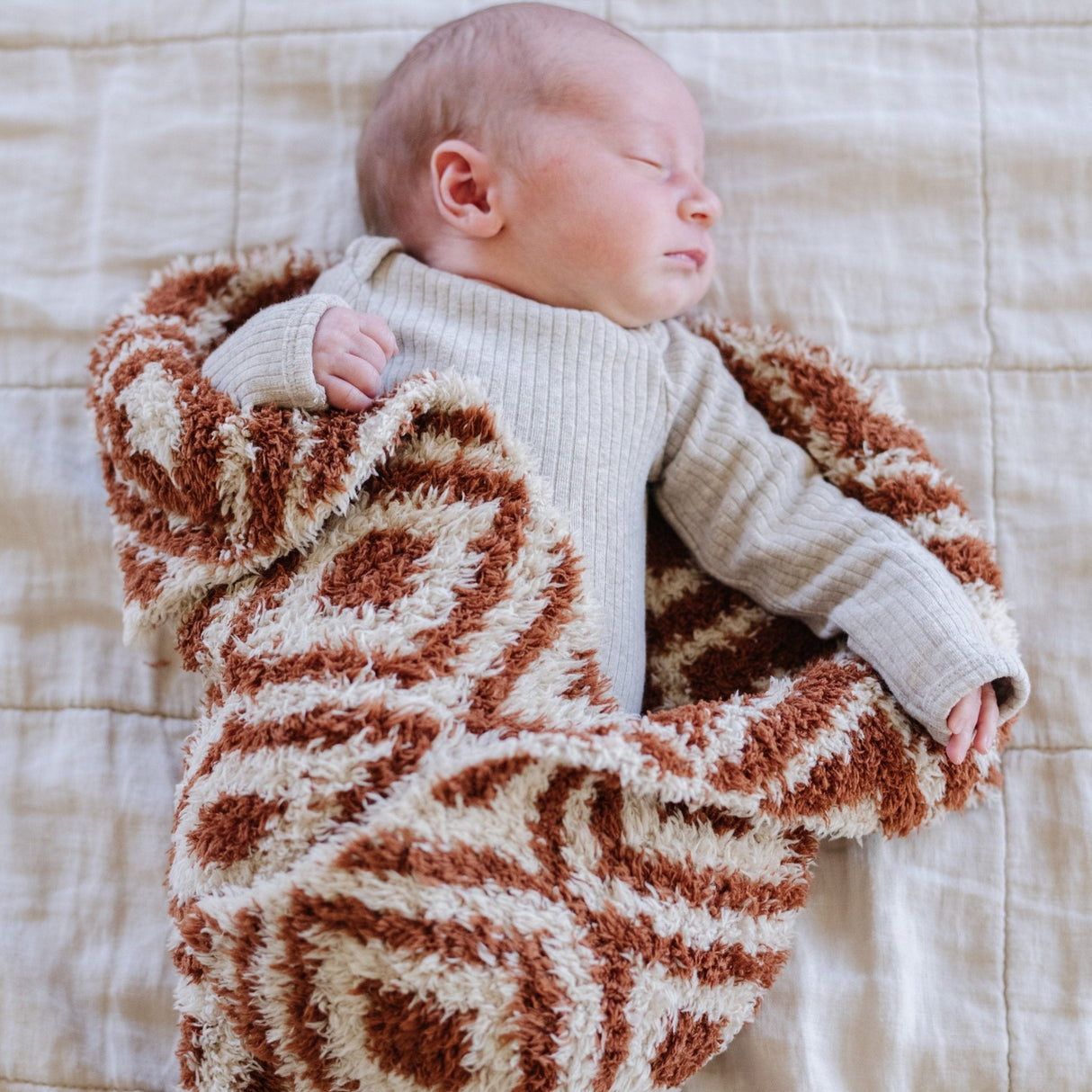 DOUBLE-LAYER BAMBONI® MINI BLANKETS From Saranoni