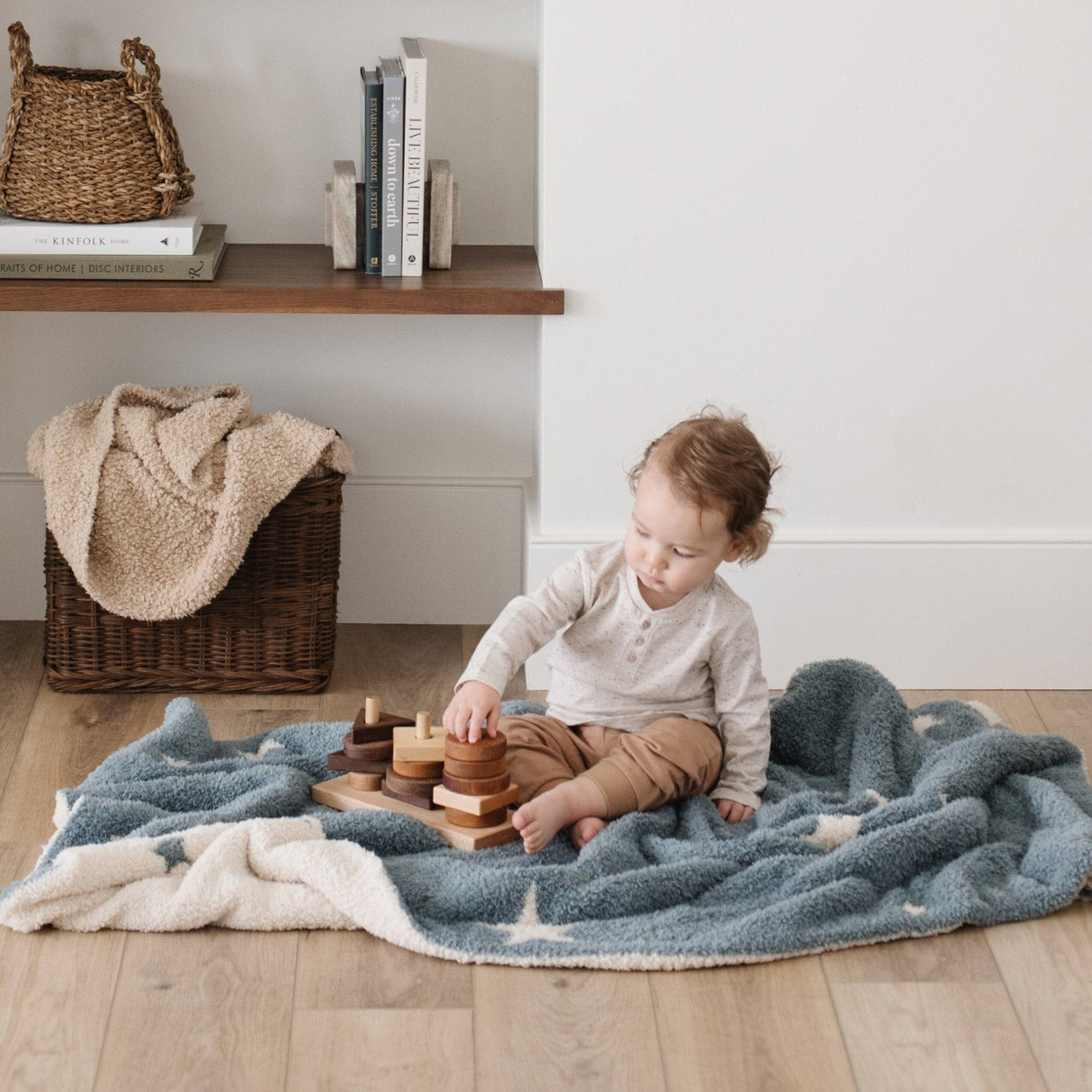 DOUBLE-LAYER BAMBONI® RECEIVING BLANKETS From Saranoni
