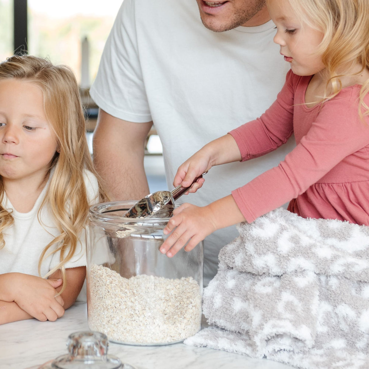 DOUBLE-LAYER BAMBONI® RECEIVING BLANKETS From Saranoni
