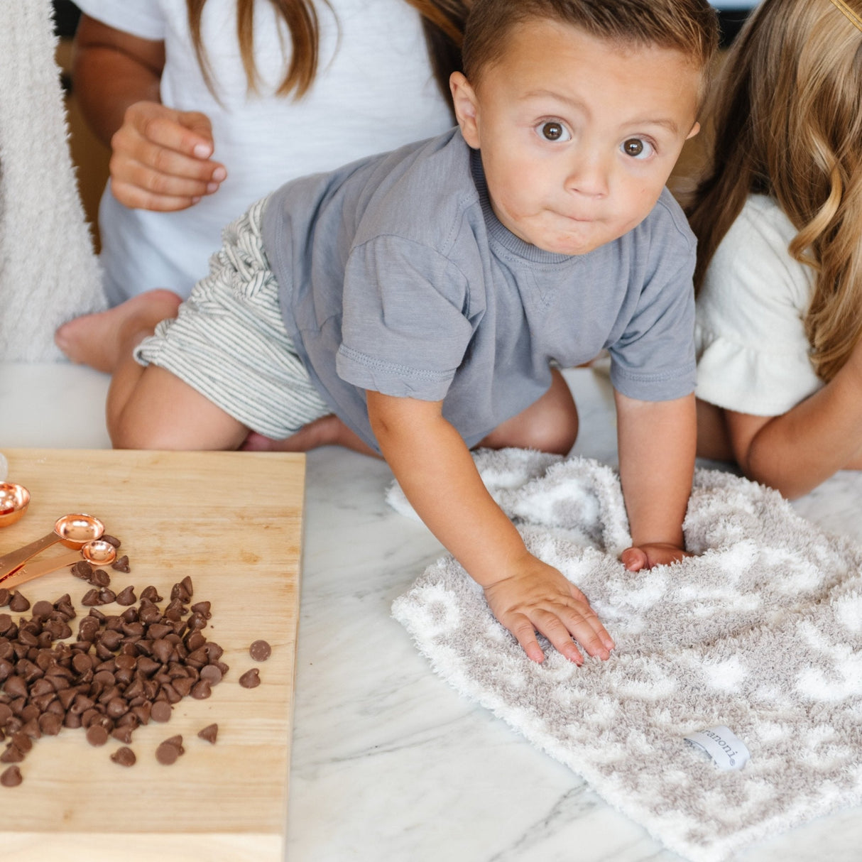 DOUBLE-LAYER BAMBONI® RECEIVING BLANKETS From Saranoni