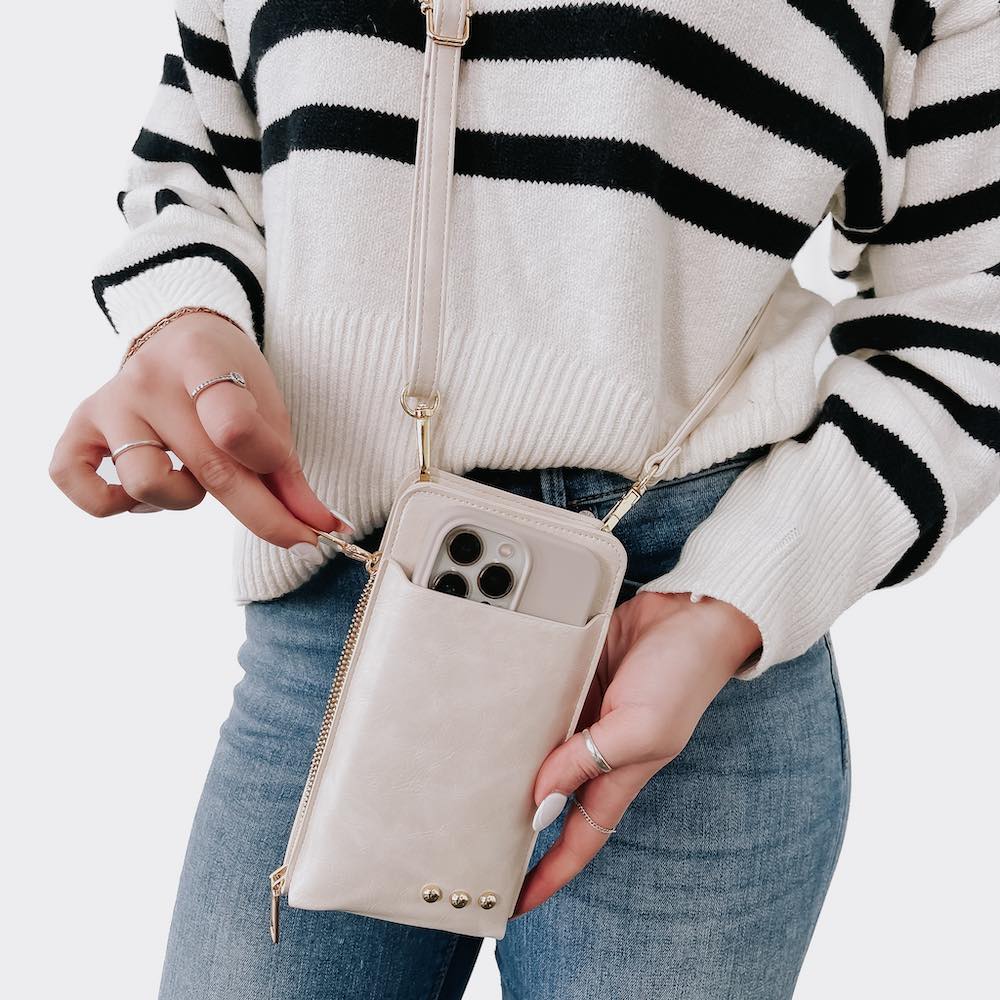 Double Duty Phone Bag from Pretty Simple