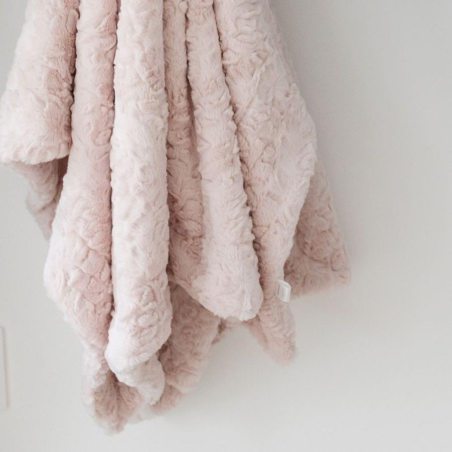 DREAM RECEIVING BLANKETS From Saranoni
